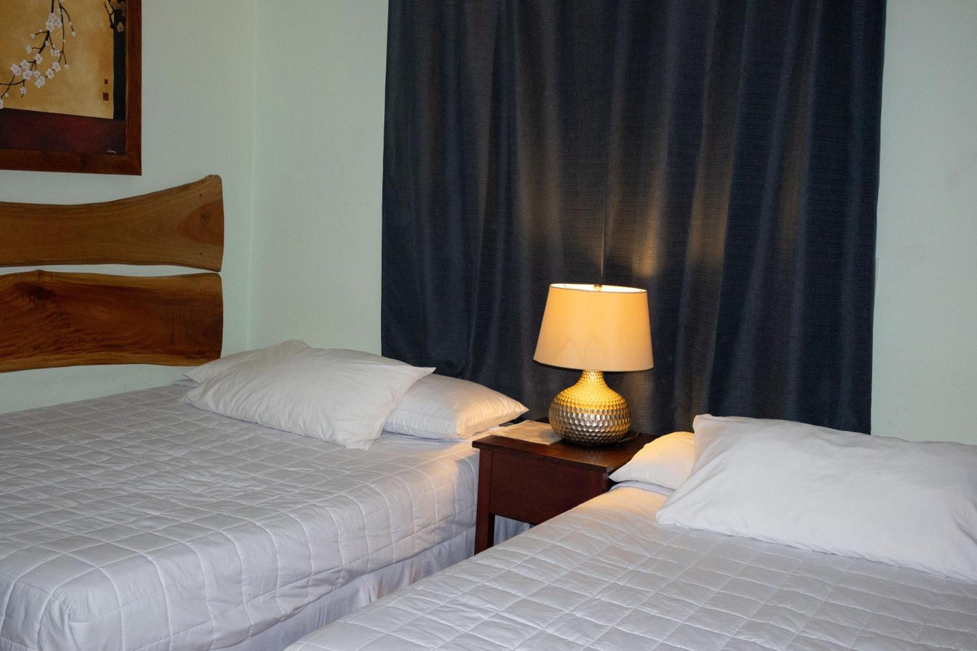 Hotel Leon Inn ภายนอก รูปภาพ