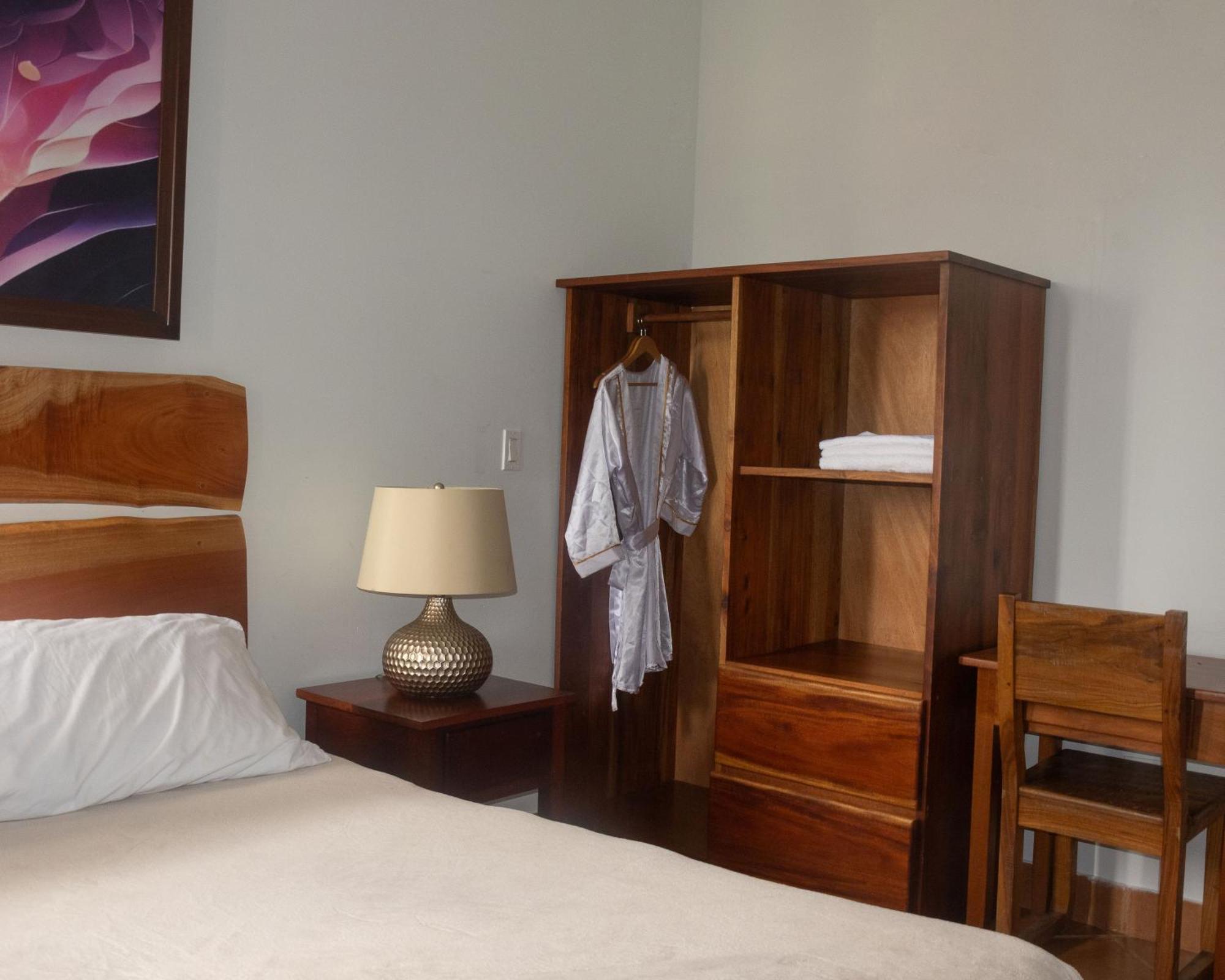 Hotel Leon Inn ภายนอก รูปภาพ
